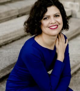 Portrait von Lettering Profi Ana Luiza