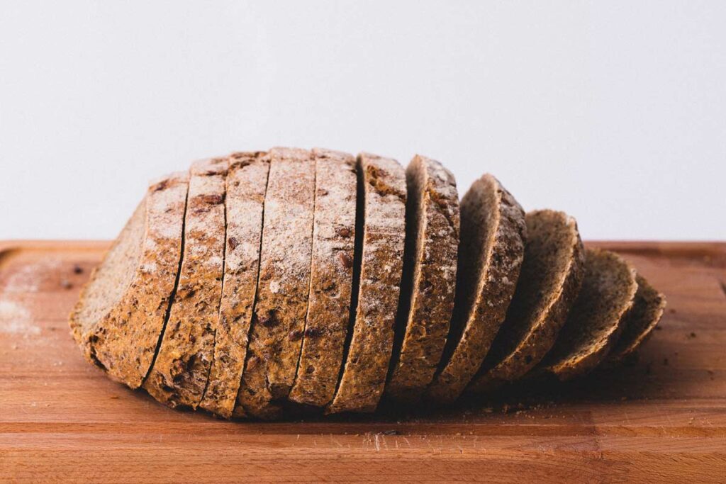 Brot in Scheiben für Verkostung