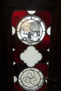 Blick durch Türe auf Schwester Doris