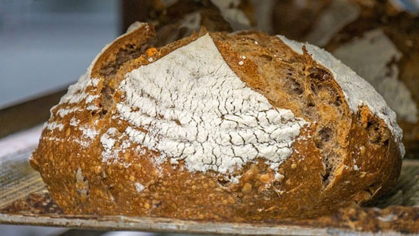 Tolle Kruste, saftige Krume beim Selberbacken