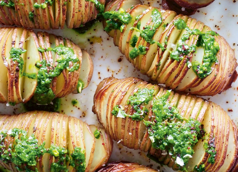 Ein schwedischer Kartoffelklassiker: Hasselback-Kartoffeln