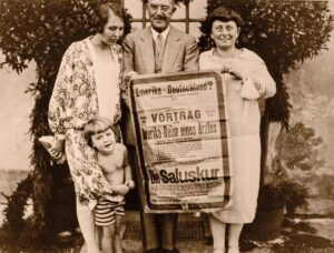 Historischer Einblick: Mit der Saluskur startete das Unternehmen vor über 100 Jahre.
